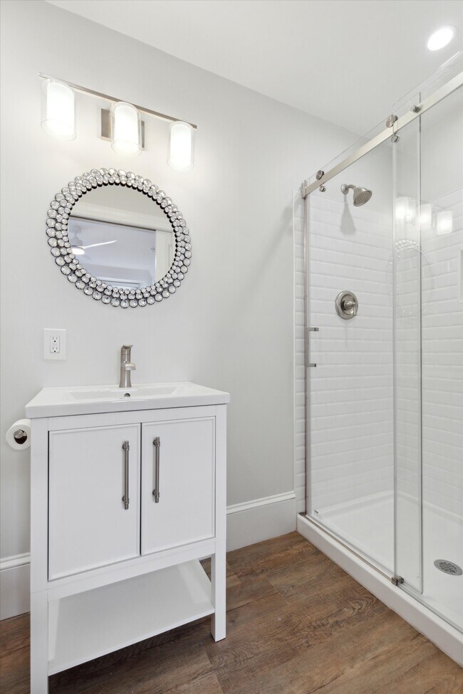 Foto del edificio - 75 W Ashland St