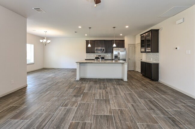 Foto del edificio - 21319 Cypress Conifer Dr