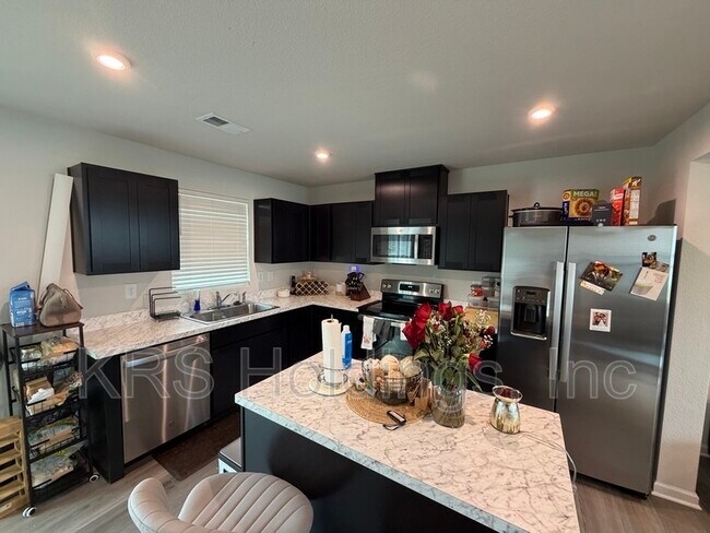 Foto del edificio - 115 C St