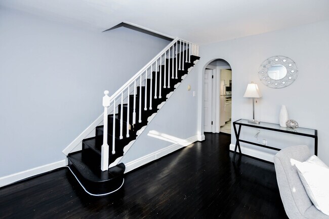 Foto del edificio - 38 N Rosedale St