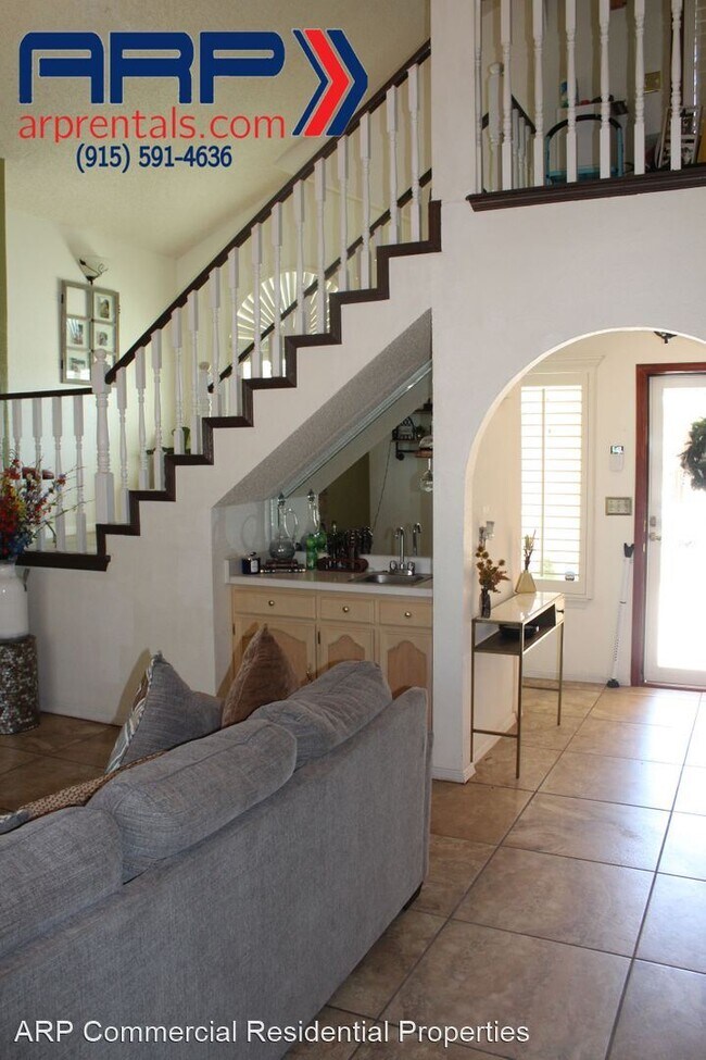 Foto del edificio - 3 br, 2.5 bath House - 3012 SYLVAN LAKE PL