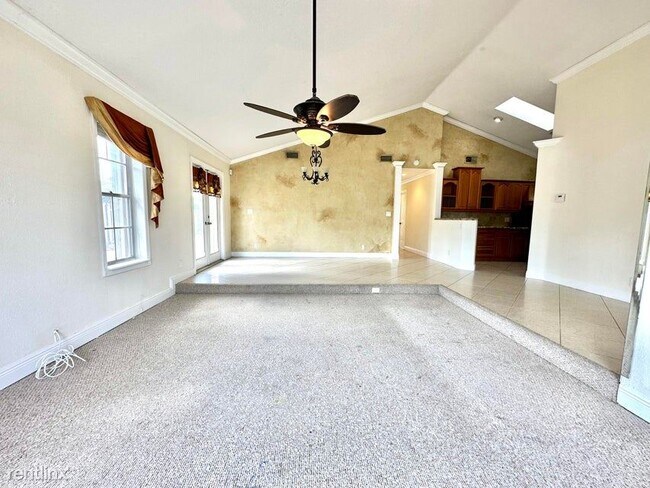 Foto del edificio - 3 br, 2 bath House - 4423 NW 99th Ave