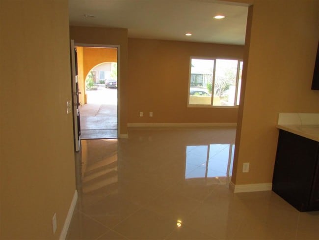 Building Photo - 8050 Columbus St