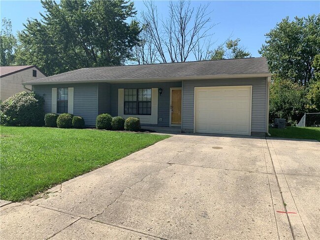 Building Photo - 5054 Parterra Ct