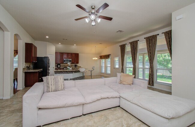 Building Photo - 15218 Zenith Glen Ln