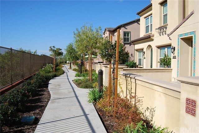 Foto del edificio - 2478 Sanabria Ln