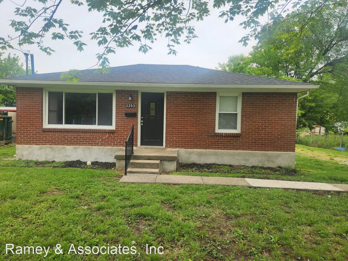 3203 Donald Dr, Louisville, KY 40216 House Rental in Louisville, KY