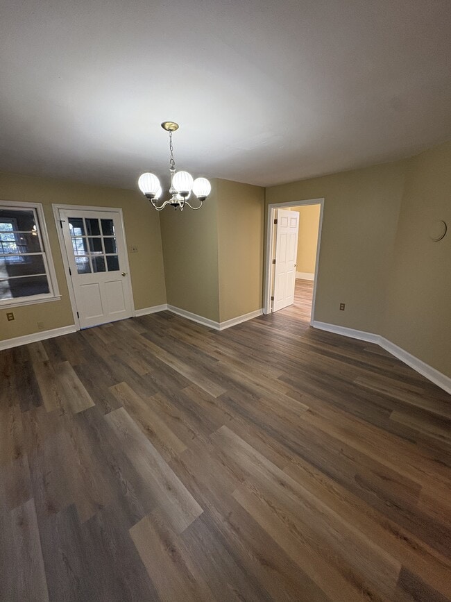 Foto del edificio - 706 Hancock Dr