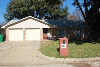Building Photo - 3313 Meadowlark Ln