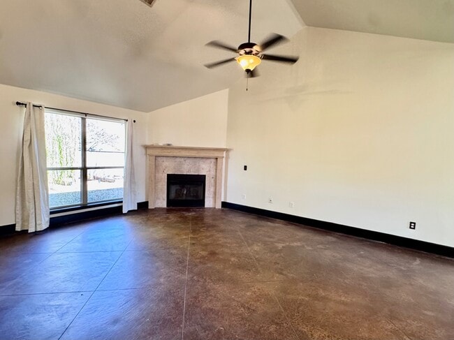 Photo - 4609 NW 161st St House