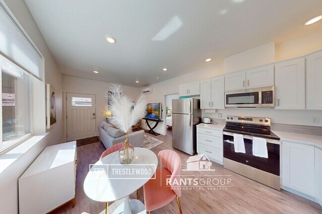 Foto del edificio - Furnished Corporate 1 Bed! Easy I5 Access!