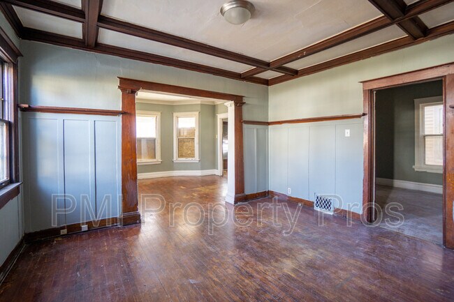 Foto del edificio - 2191 N 47th St