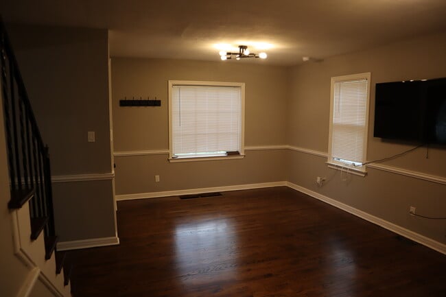 Building Photo - 1316 Studer Ave