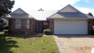 Building Photo - 337 Sailfish Cir