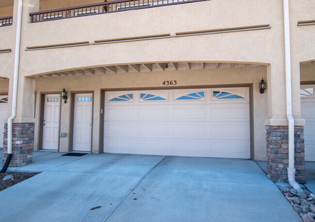 Building Photo - 4363 Susie View