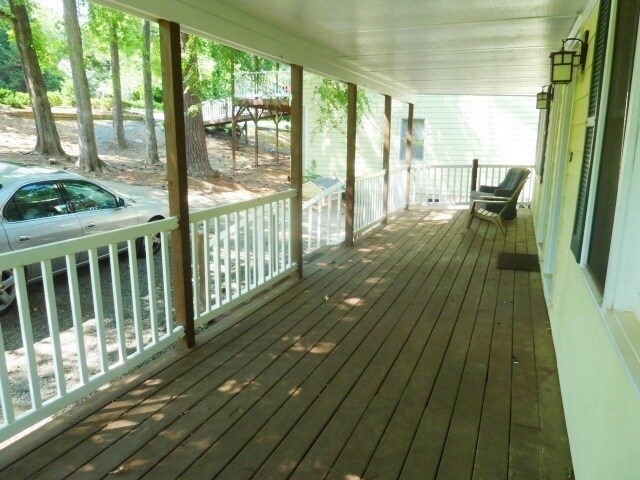 Foto del edificio - Inviting, updated 4br 3.5ba duplex w/ park...