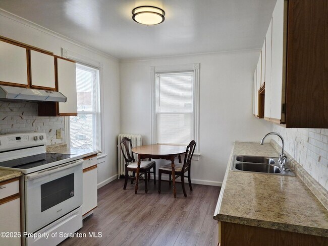 Foto del edificio - 109 Salem Ave