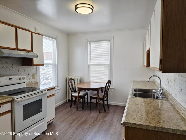 Building Photo - 109 Salem Ave