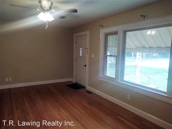 Building Photo - 3 br, 2 bath House - 911 Mark Drive