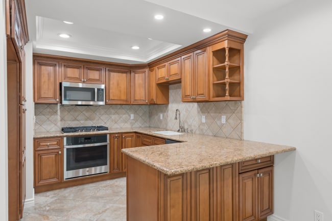 Foto del edificio - 1298 Tarryglen Ln