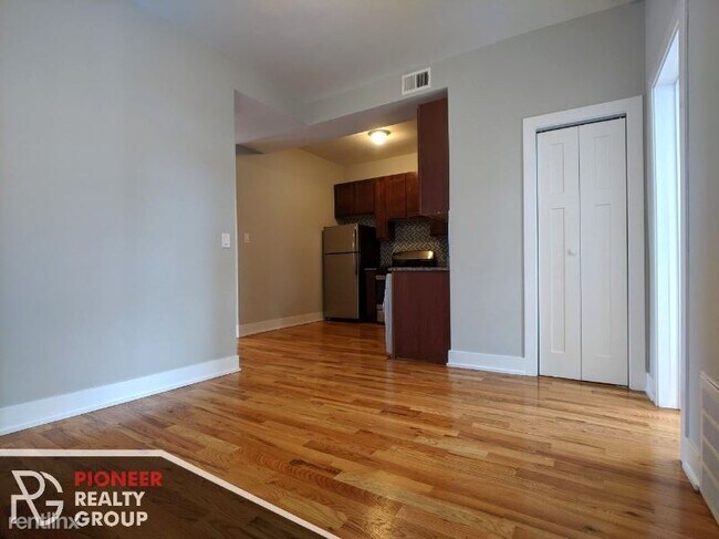 Foto del edificio - 635 W Oakdale Ave