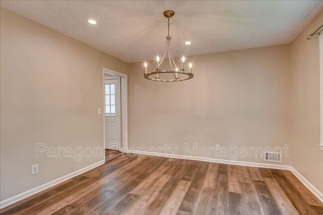 Foto del edificio - 2212 Glendale Rd