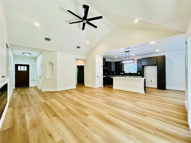 Foto del edificio - 15113 N Flamingo Dr