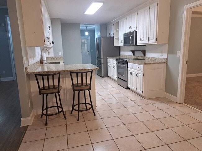 Building Photo - 111 Weatherstone Pl