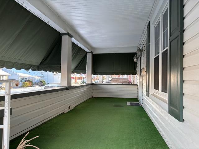 Building Photo - 122 E 25th Ave