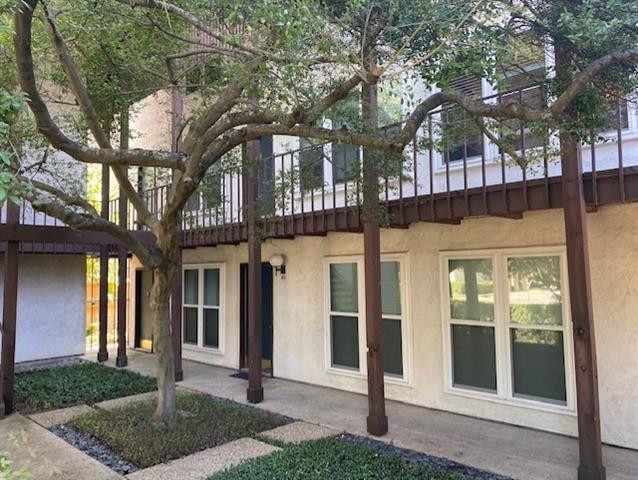 Foto principal - 3825 Gilbert Ave