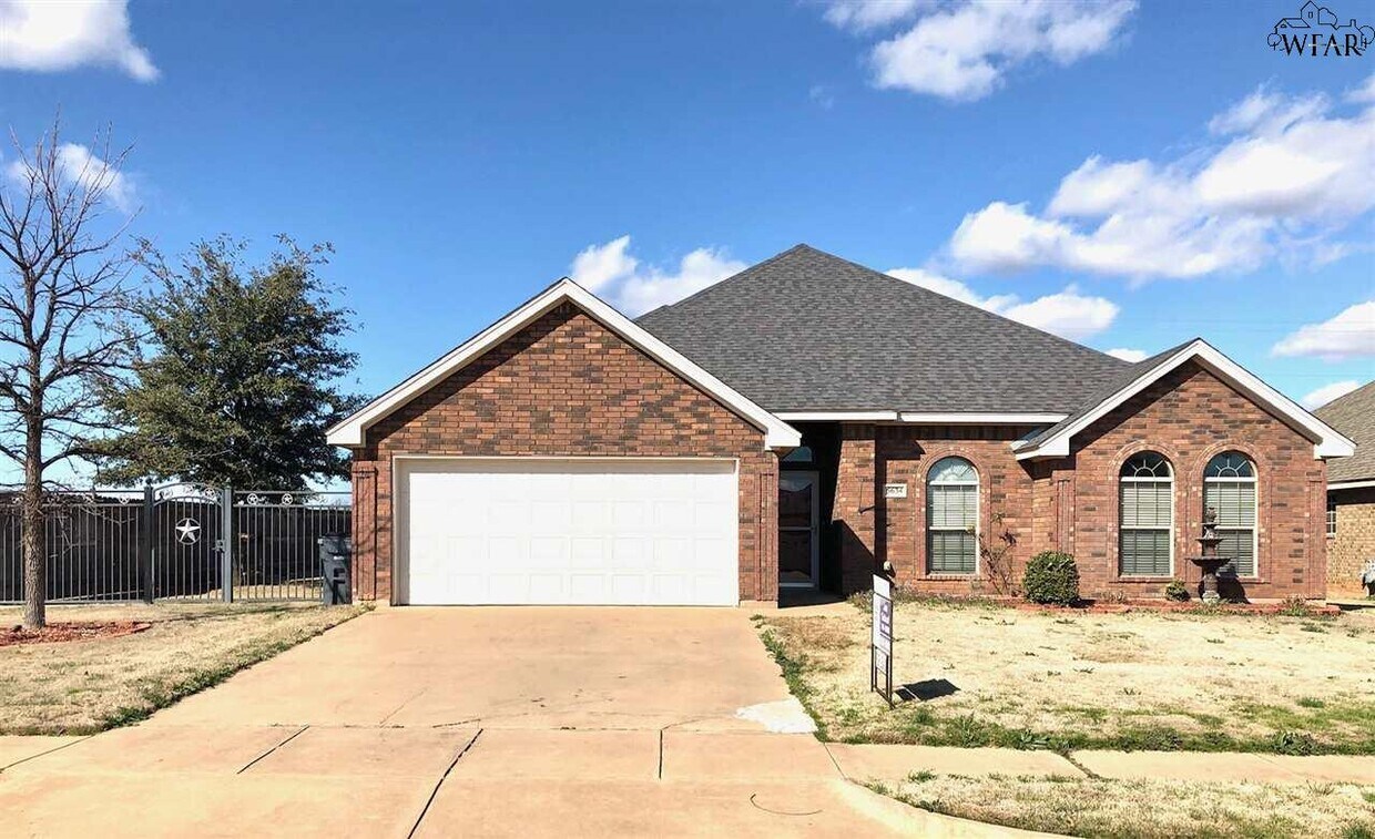 5634 Ross Creek Ln, Wichita Falls, TX 76310 House for Rent in Wichita