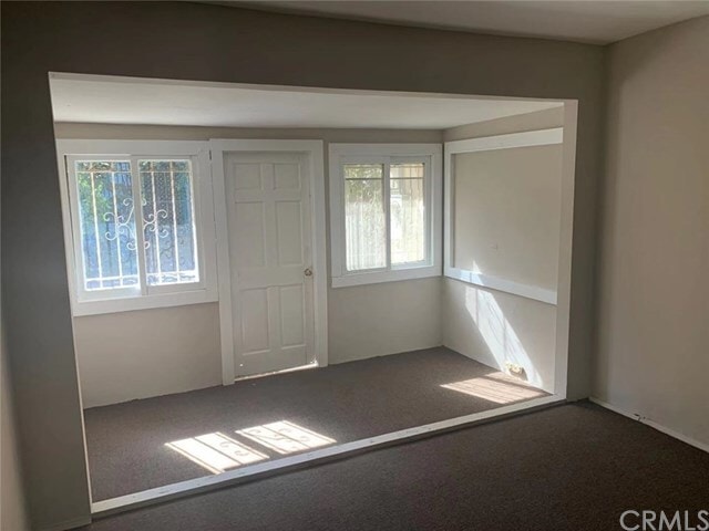 Building Photo - 1128 W 37th Dr