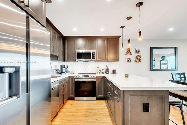 Foto del edificio - 9125 SW 77th Ave