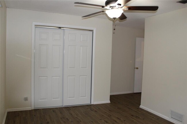 Building Photo - 1366 Windsor Dr