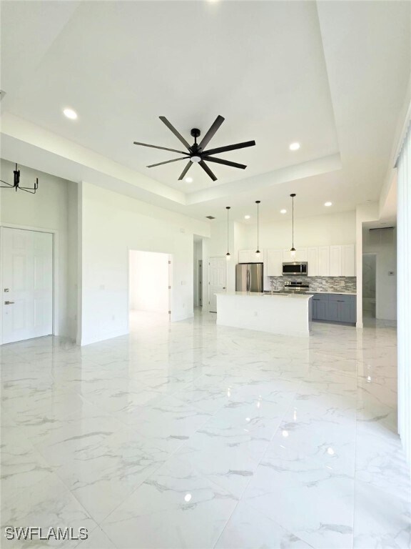 Foto principal - 348 Ranch Ave