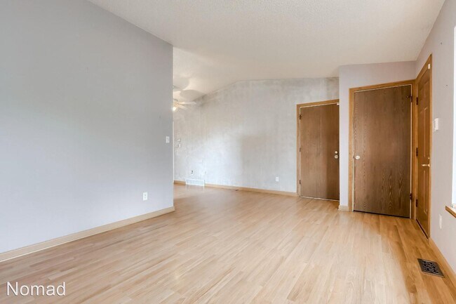 Building Photo - 3 br, 1 bath House - 1935 Doherty Rd