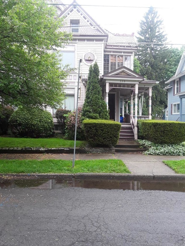 Foto principal - 320 Horner St