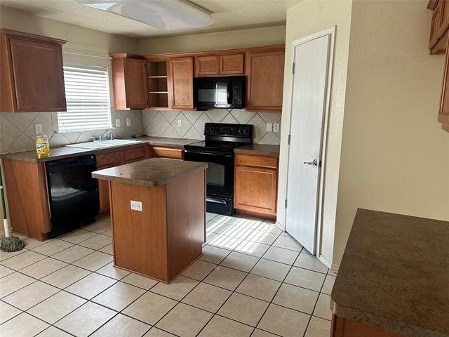 Foto del edificio - 708 River Run Dr