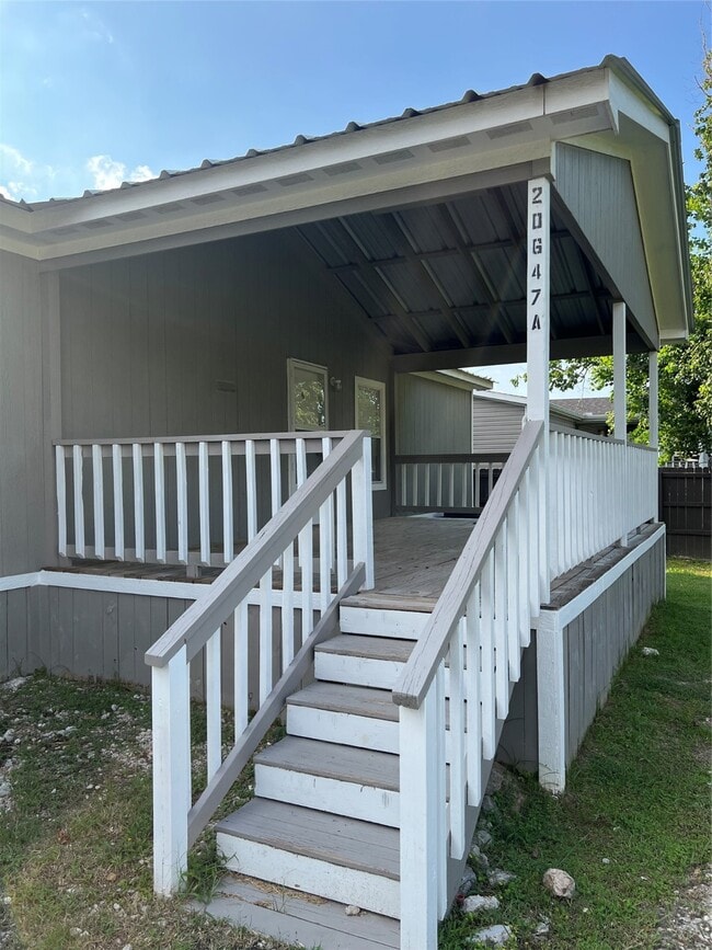 Foto del edificio - 20647 Shady Ln