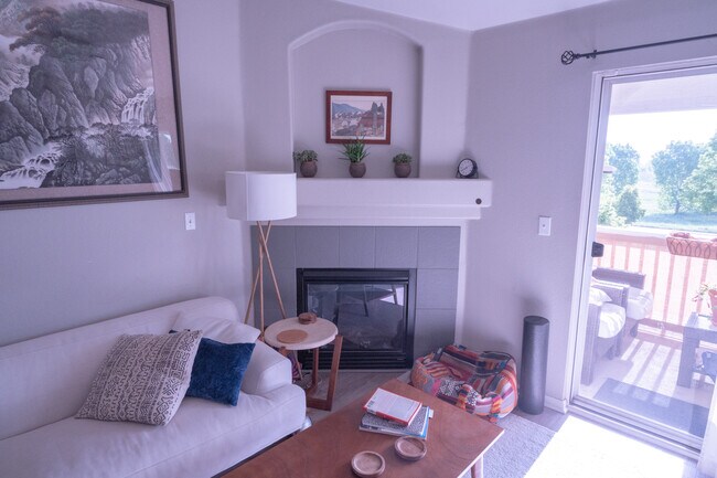 Foto del edificio - 8200 E 8th Ave