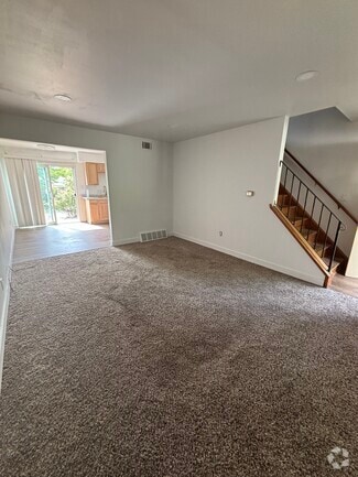 Building Photo - 820 Jackson Ln