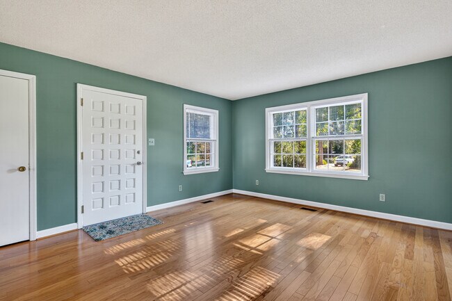 Foto del edificio - 259 Shoreline Dr
