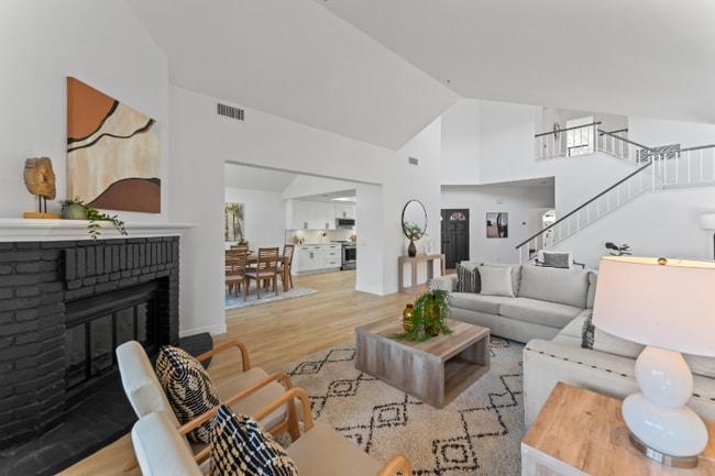 Building Photo - 29092 Laurel Valley Dr