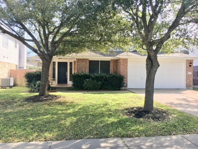 Building Photo - 811 Hank Aaron Ln