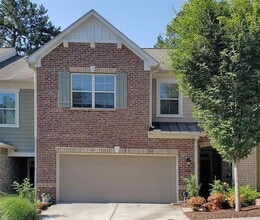 Building Photo - 1627 Trailview Way NE