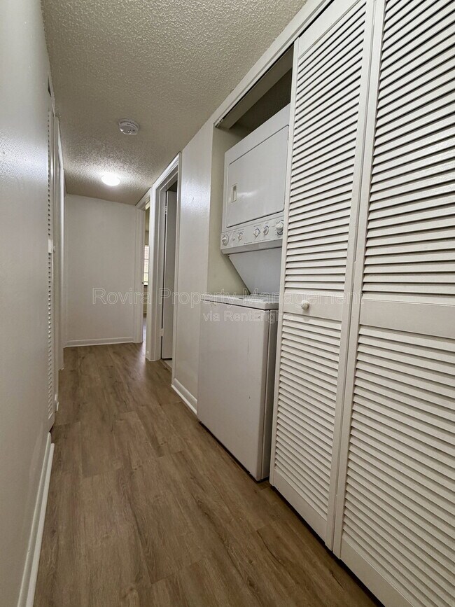 Foto del edificio - 8660 SW 149th Ave