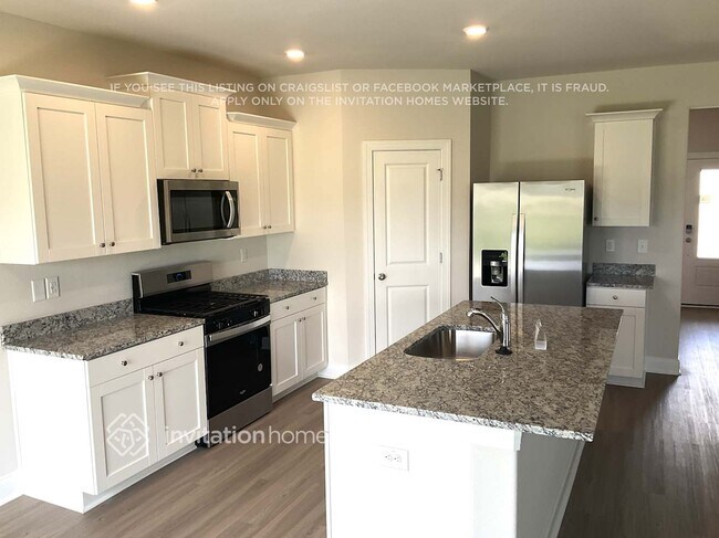 Foto del edificio - 107 Wilderness Ct
