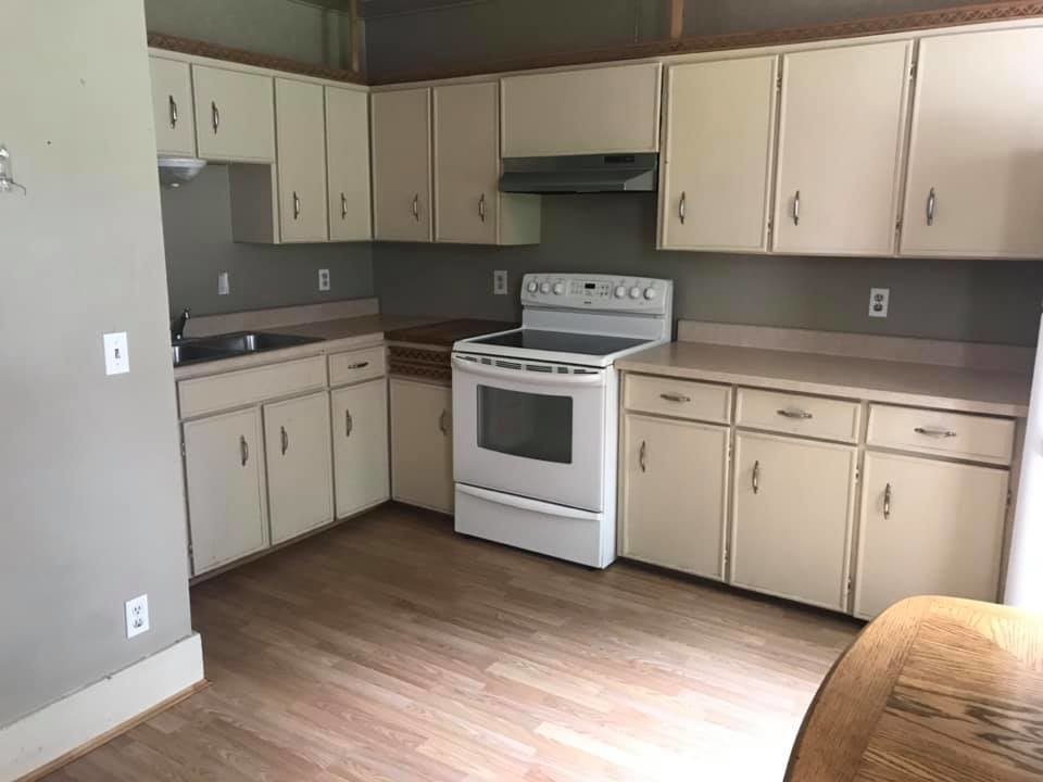 450 Centreville Rd Unit 450 A, Constantine, MI 49042 Apartment for