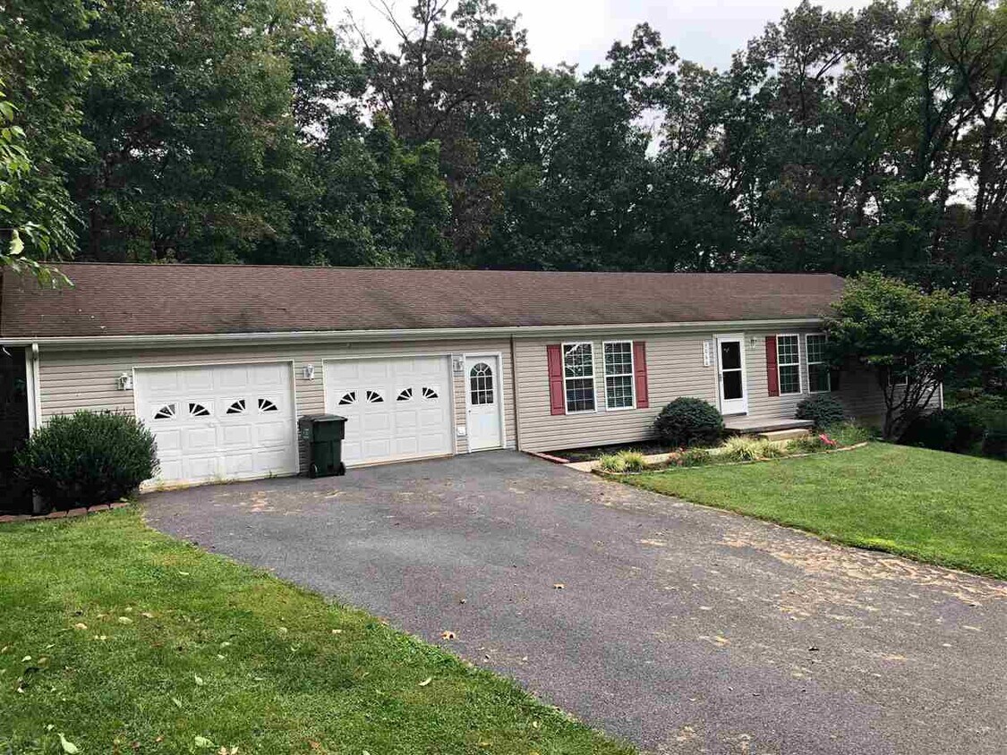 Primary Photo - 3066 Lee Hwy
