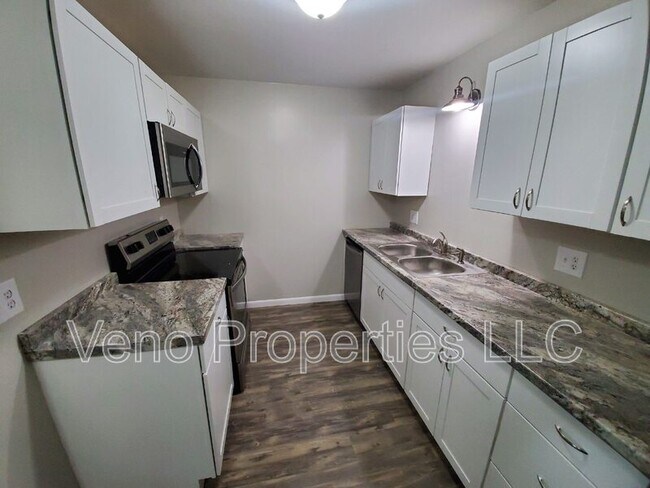 Foto del edificio - 198 Tallow Wood Dr